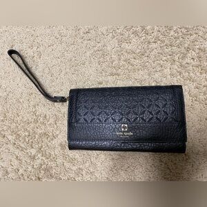 Kate spade wristlet wallet